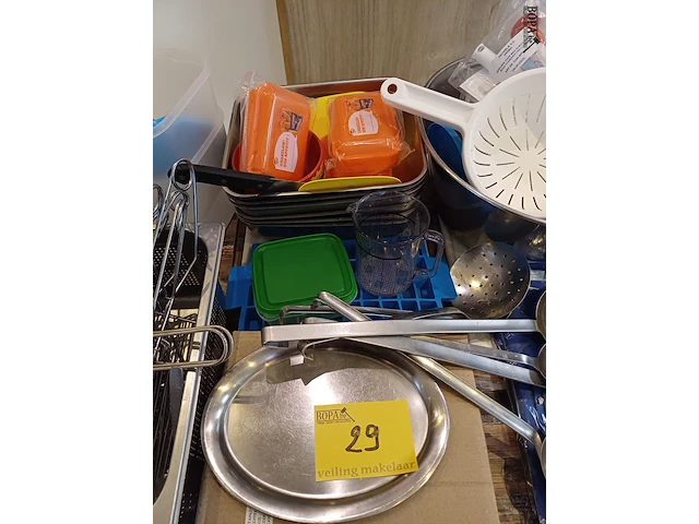 Lot 29 - keukenmaterialen - afbeelding 3 van  5