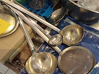 Lot 29 - keukenmaterialen - afbeelding 5 van  5