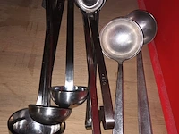 Lot 29 - klein keukenmateriaal - afbeelding 2 van  4