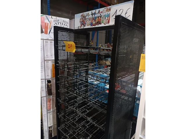Lot 29 - metalen merchandise rek - afbeelding 3 van  4
