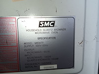 Lot 29 - microgolfoven smc - afbeelding 3 van  4