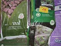 Lot 29 - osmo moestuin meststof en rhododendrongrond - afbeelding 4 van  4