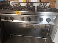Lot 29 - professioneel gasfornuis - afbeelding 2 van  4