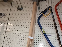 Lot 29 - sneeuwschop. 2 stuks - afbeelding 1 van  3