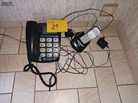 Lot 29 - telefoontoestel. 2 stuks - afbeelding 1 van  3