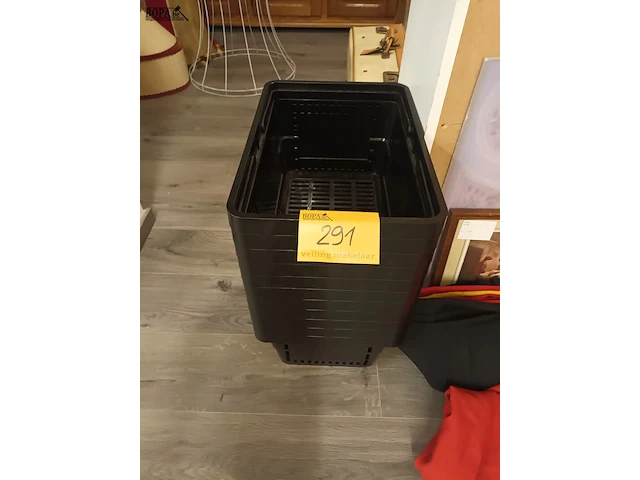 Lot 291 - winkelmandjes. 11 stuks - afbeelding 1 van  3
