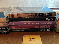 Lot 292 - artis historia boeken landen incl prenten, 5 stuks - afbeelding 1 van  1