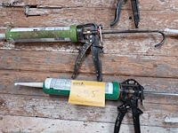 Lot 295 - silicone pistool. 5 stuks - afbeelding 3 van  3