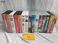 Lot 296 - lot video's kinderen, 15 stuks - afbeelding 1 van  1