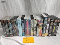Lot 297 - lot video's, films, 18 stuks - afbeelding 1 van  1
