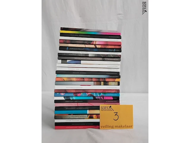 Lot 3 - boekenreeks opera, 28 stuks - afbeelding 1 van  2