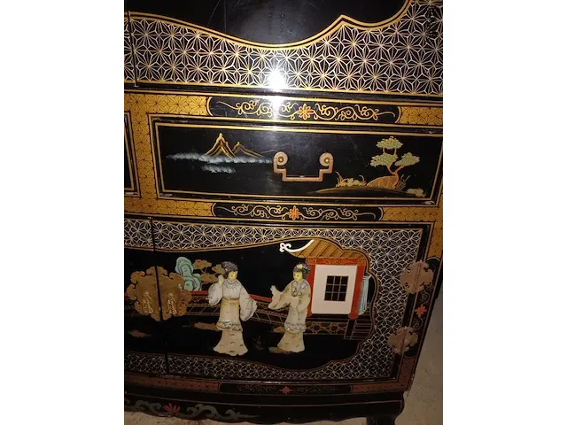 Lot 3 - chinese kast - afbeelding 4 van  5