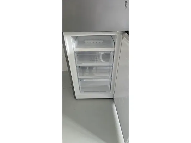 Lot 3 - hisense combi no frost - afbeelding 6 van  7
