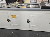 Lot 3 - landelijk tv meubel in goede staat