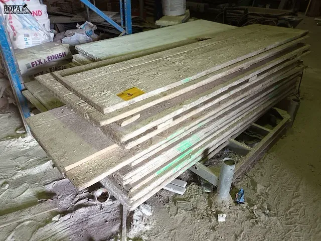 Lot 3 - loopplanken. 33 stuks - afbeelding 2 van  4