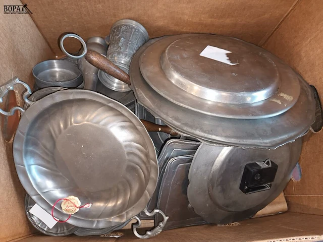 Lot 3 - lot tin - afbeelding 3 van  5