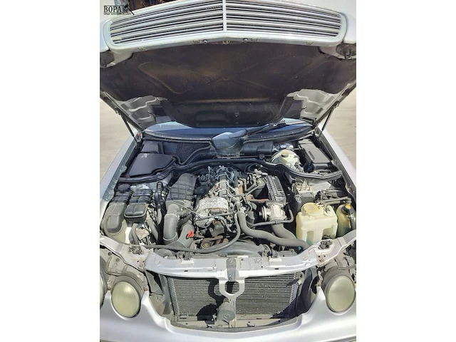 Lot 3 - mercedes e220 (2000-chass.wdb2102061b030489) - afbeelding 3 van  25