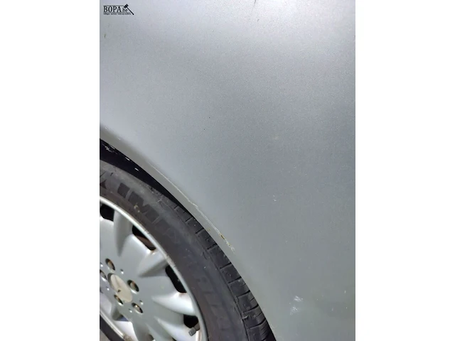 Lot 3 - mercedes e220 (2000-chass.wdb2102061b030489) - afbeelding 10 van  25