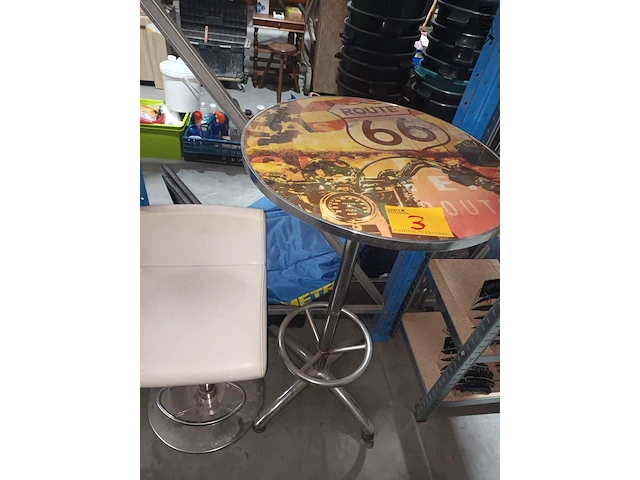 Lot 3 - partytafel en stoel - afbeelding 1 van  4