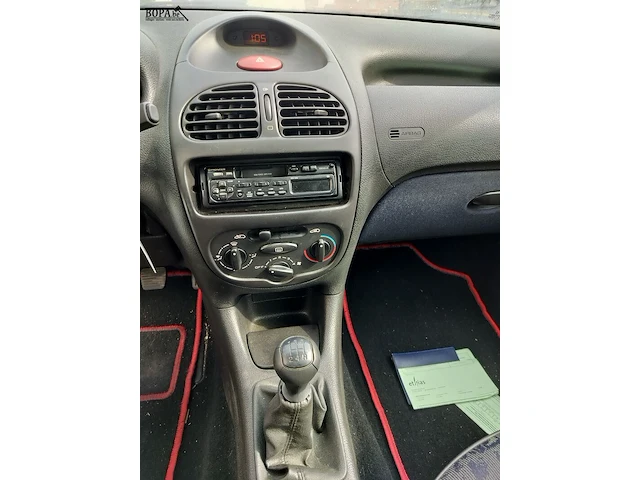 Lot 3 - peugeot 206 (1999-chass.vf32akfxe40183613) - afbeelding 2 van  18