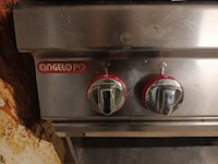 Lot 3 - professioneel gasfornuis - afbeelding 2 van  4