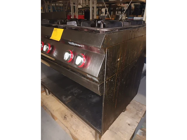 Lot 3 - professioneel gasfornuis - afbeelding 4 van  4