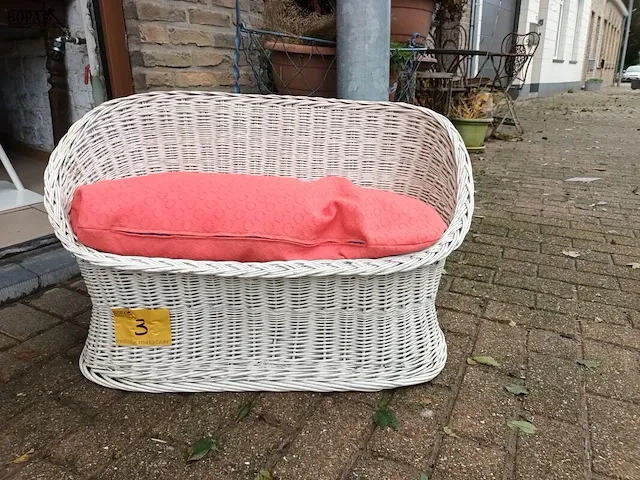 Lot 3 - rotan kinderzitbankje - afbeelding 2 van  5