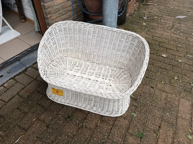 Lot 3 - rotan kinderzitbankje - afbeelding 5 van  5
