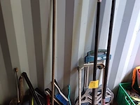 Lot 3 - schoonmaak- en transportmateriaal