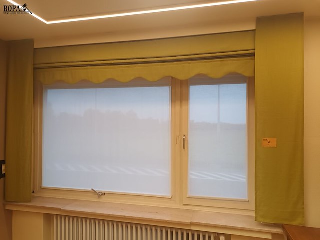 Lot 3 - vouwgordijn - afbeelding 1 van  4