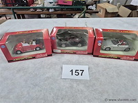 Lot 3 stuks - afbeelding 1 van  3