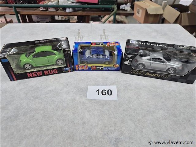 Lot 3 stuks - afbeelding 1 van  3