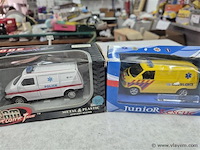 Lot 3 stuks - afbeelding 2 van  3