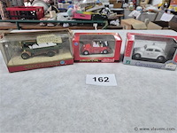 Lot 3 stuks - afbeelding 1 van  3