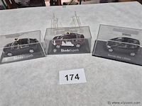 Lot 3 stuks - afbeelding 1 van  3