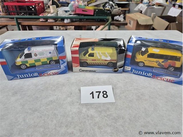 Lot 3 stuks - afbeelding 1 van  3