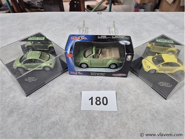 Lot 3 stuks - afbeelding 1 van  3