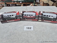 Lot 3 stuks - afbeelding 1 van  3