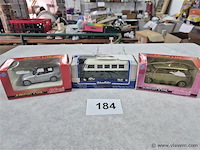 Lot 3 stuks - afbeelding 1 van  3