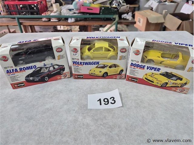 Lot 3 stuks - afbeelding 1 van  3