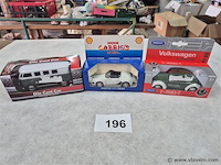 Lot 3 stuks - afbeelding 1 van  3