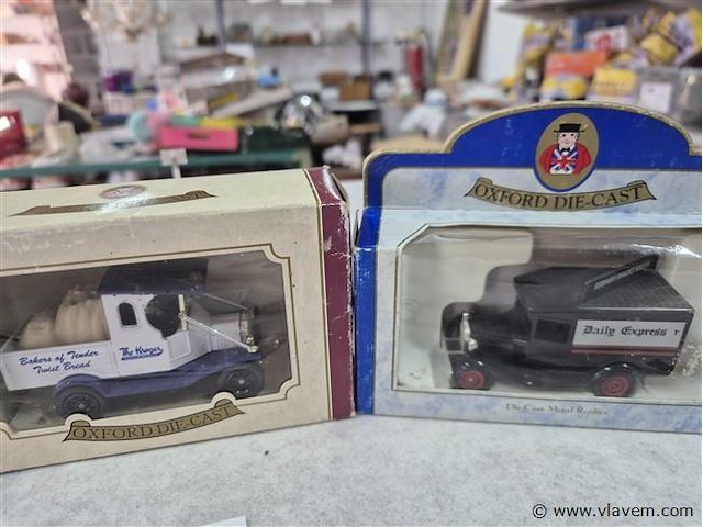 Lot 3 stuks - afbeelding 2 van  3