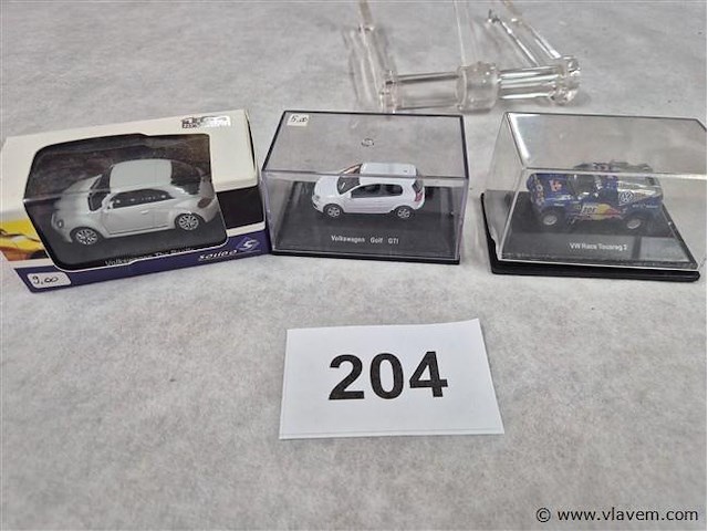 Lot 3 stuks - afbeelding 1 van  3