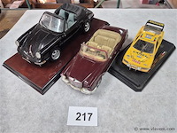 Lot 3 stuks - afbeelding 1 van  3