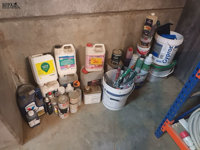 Lot 30 - aangebroken producten - afbeelding 1 van  5