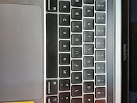 Lot 30 - apple macbook pro - afbeelding 2 van  5