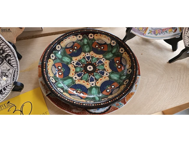Lot 30 - diverse decoratie borden ong 7 stuks - afbeelding 10 van  13