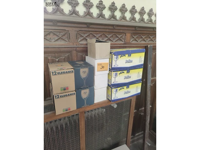 Lot 30 - drinkglazen - 9 dozen - afbeelding 1 van  2