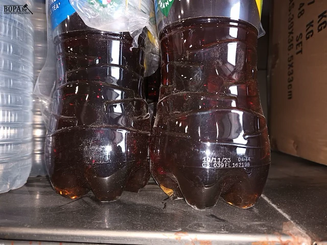 Lot 30 - frisdrank, water en bier - afbeelding 3 van  3