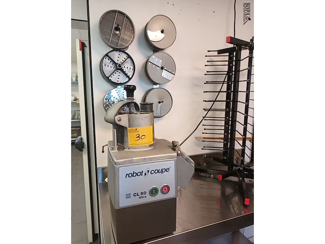 Lot 30 - groentensnijder robot coupe - afbeelding 1 van  4